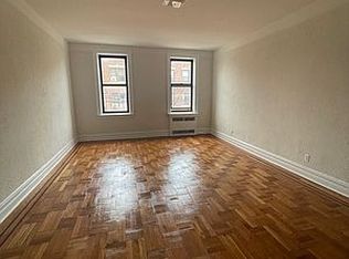 100 E 18th St APT 5C, Brooklyn, NY 11226