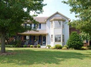 232 Columbia Ln E, Shepherdsville, KY 40165