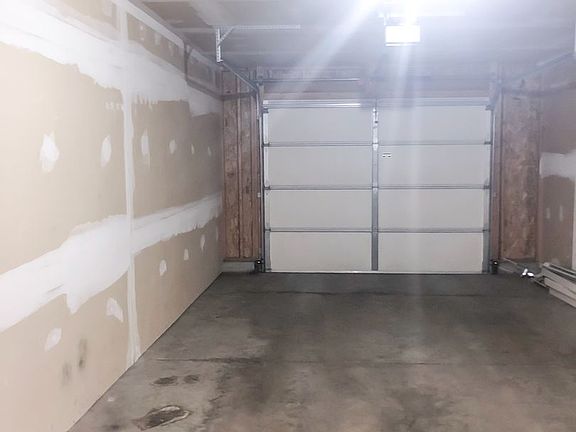 2nd image of 4565 Hartzell Ln #4