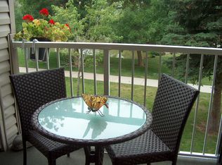 1150 Golden Cir APT 203, Golden, CO 80401