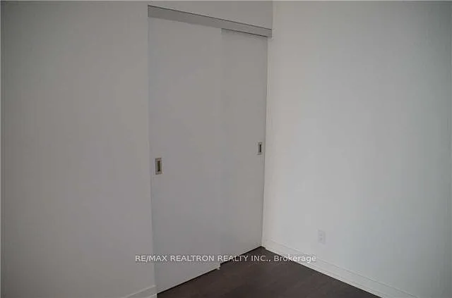 98 Lillian St #422 — Photo 11