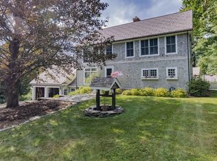 6 Sunset Ln, Montgomery, MA 01085