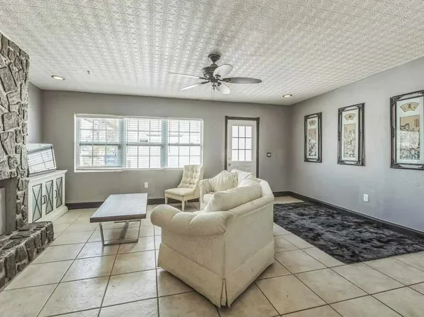 911 26th Street Ct E #A, Palmetto, FL 34221