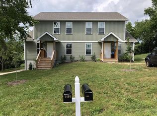 1464 & 1466 Sandy Cir, Blacksburg, VA 24060