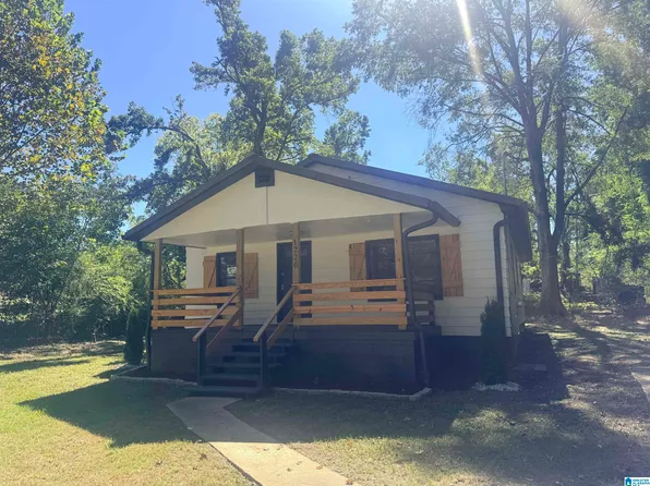 1220 McCravy Ln, Mount Olive, AL 35117
