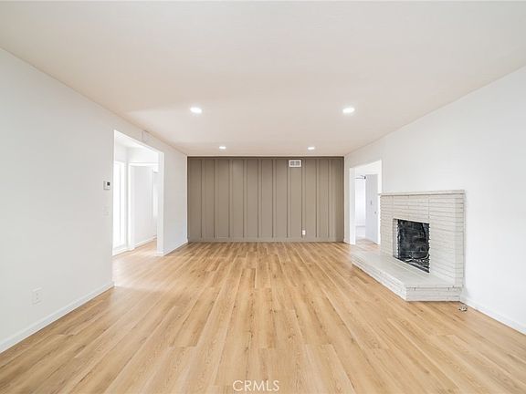 5th image of 17432 Fairview Rd