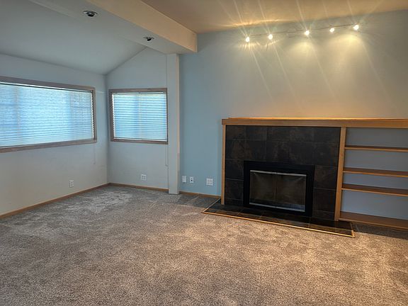 3rd image of 429 English Ave