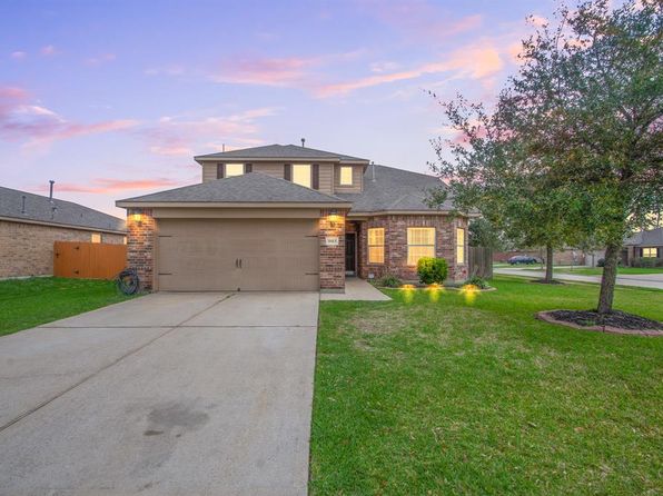 9915 Garnet Springs Dr