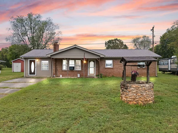 119 Twin Rivers Dr, Bronston, KY 42518