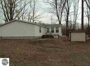 7921 N Airpark Rd, Weidman, MI 48893