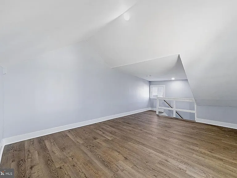1424 Hamilton Ave — Photo 12