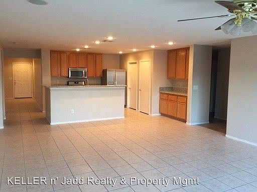 3rd image of 2712 Port Lewis Ave