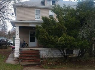 95 Ellenwood Ave, Bedford, OH 44146