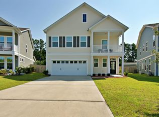 243 Palmetto Walk Dr, Summerville, SC 29486