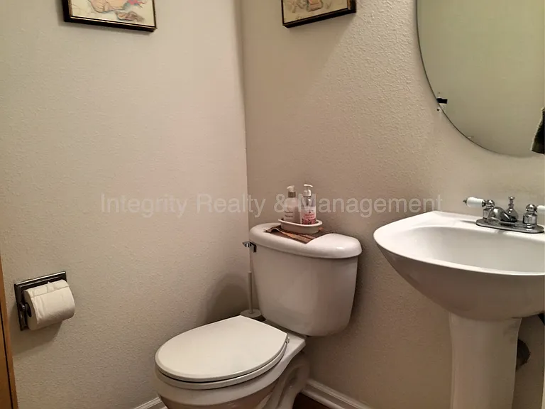 10088 Darwin Ln — Photo 11