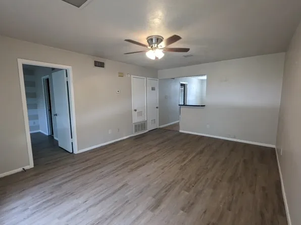 2408 Bosque Dr APT C, College Station, TX 77845