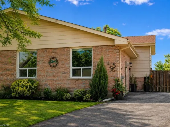 45 Hopewell Cres, Hamilton, ON L8J 1P3
