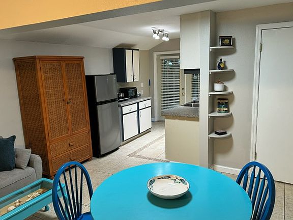 4th image of 1326 19th St #2