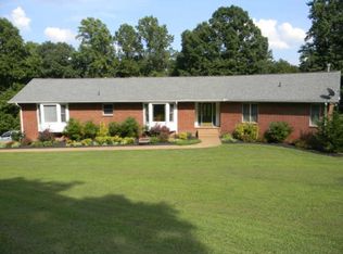 652 Gibbs Rd, Ashland City, TN 37015