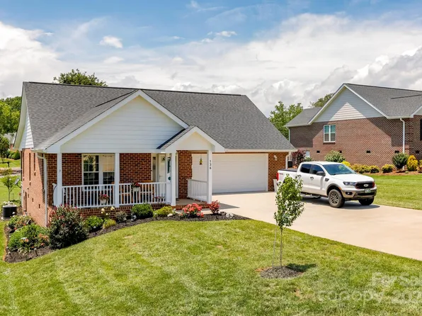 136 Augusta Dr, Spindale, NC 28160