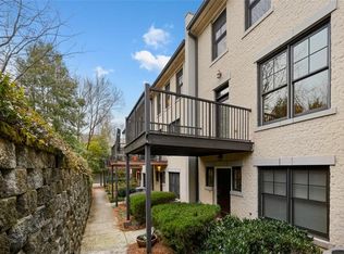 224 Knob Hills Cir, Decatur, GA 30030