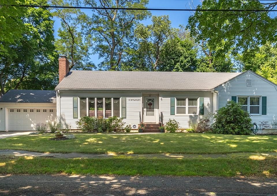 1st image of 20 Berrywood Ln