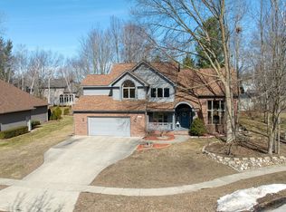813 Honeysuckle Cir, Midland, MI 48642