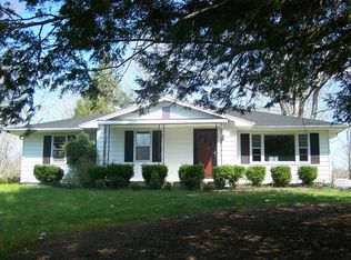 811 Highway 11 S, Beattyville, KY 41311