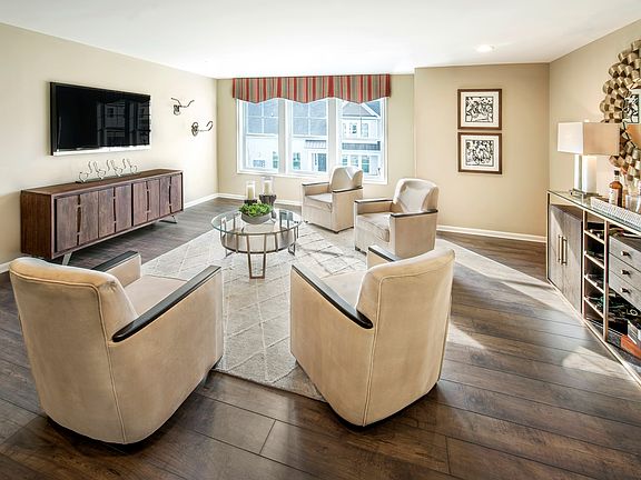 Versatile loft space