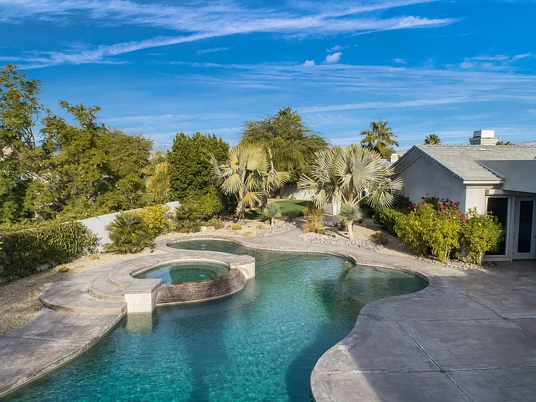 5 Chopin Ct — Photo 42
