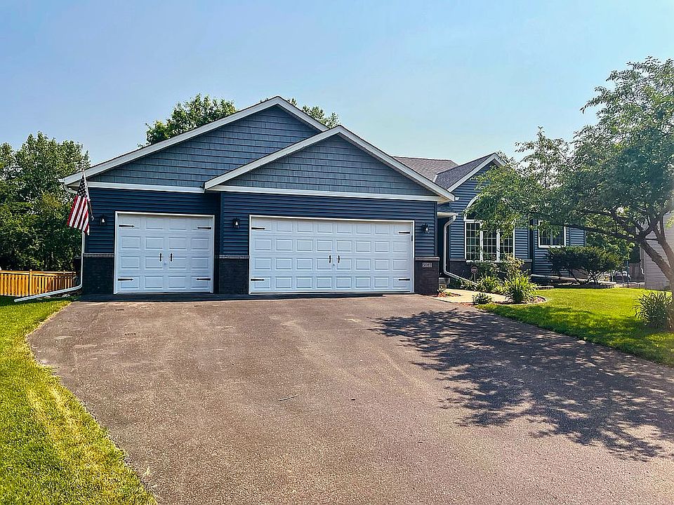 2nd image of 5085 Edgewater Dr