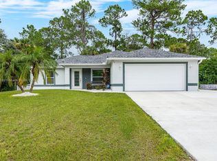 5012 Sun Ct, Labelle, FL 33935
