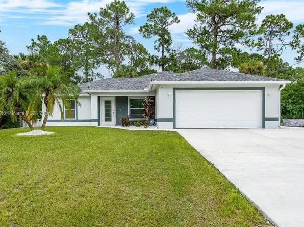 5012 Sun Ct, Labelle, FL 33935