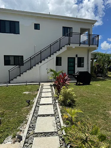 47 Two La Grande Princesse Cir #H Photo 1