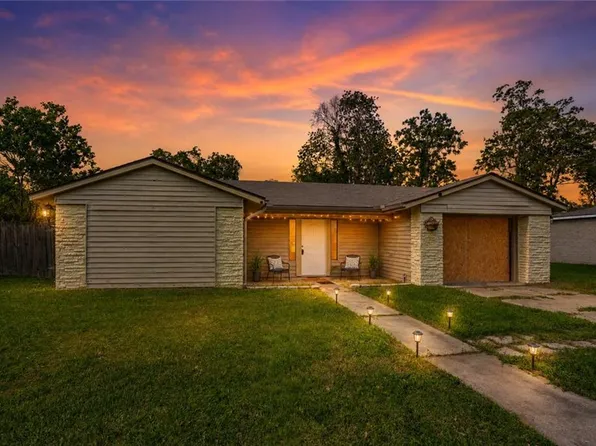 916 Melanie Dr, Sulphur, LA 70663