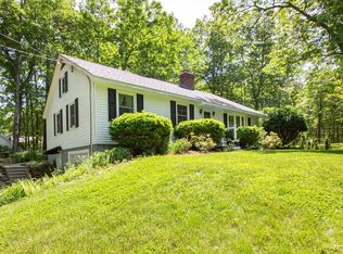 69 Dollard Rd, Auburn, NH 03032