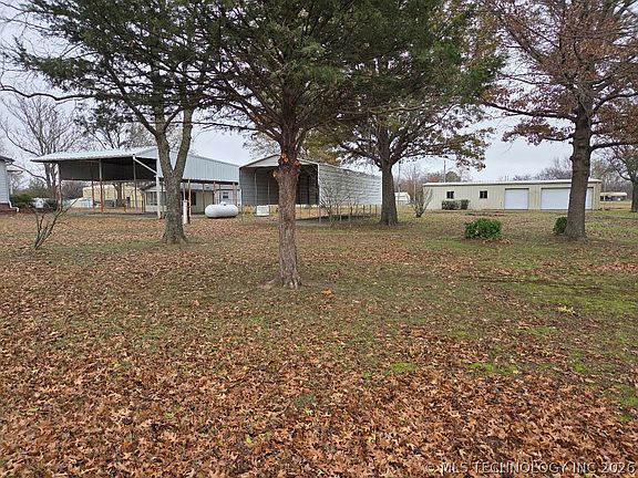 2nd image of 420828 E 1143rd Rd