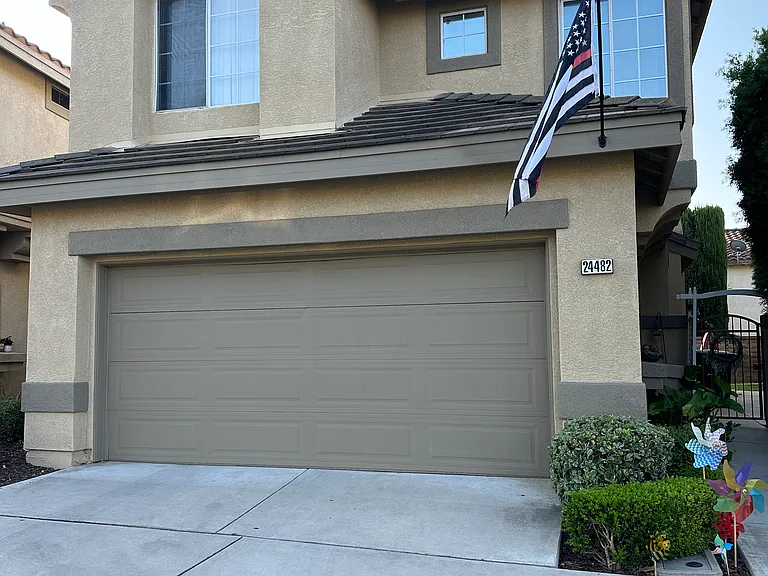 24482 Sunshine Dr — Photo 1