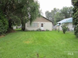 20 E 2nd St N, Middleton, ID 83644