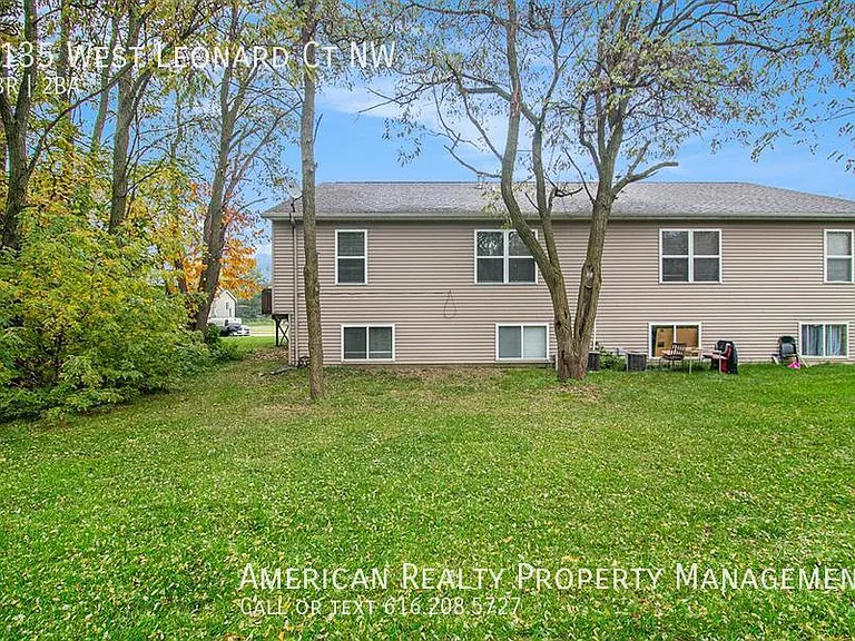 1135 W Leonard Ct NW — Photo 15