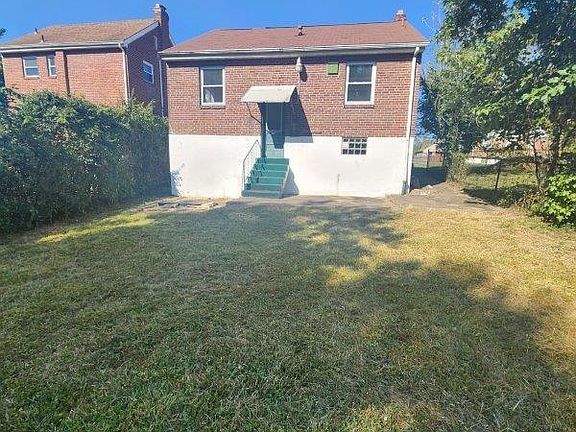 2nd image of 5514 Glengate Ln