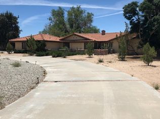 19643 Symeron Rd, Apple Valley, CA 92307