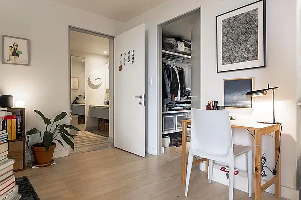 Sold by Nest Seekers International | media 7
