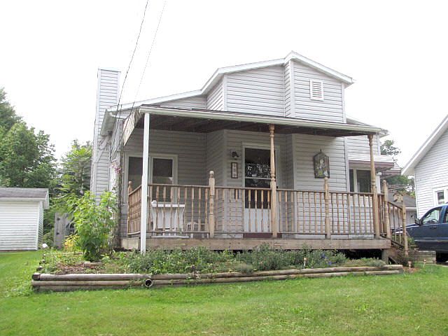1st image of 539 Cherry St