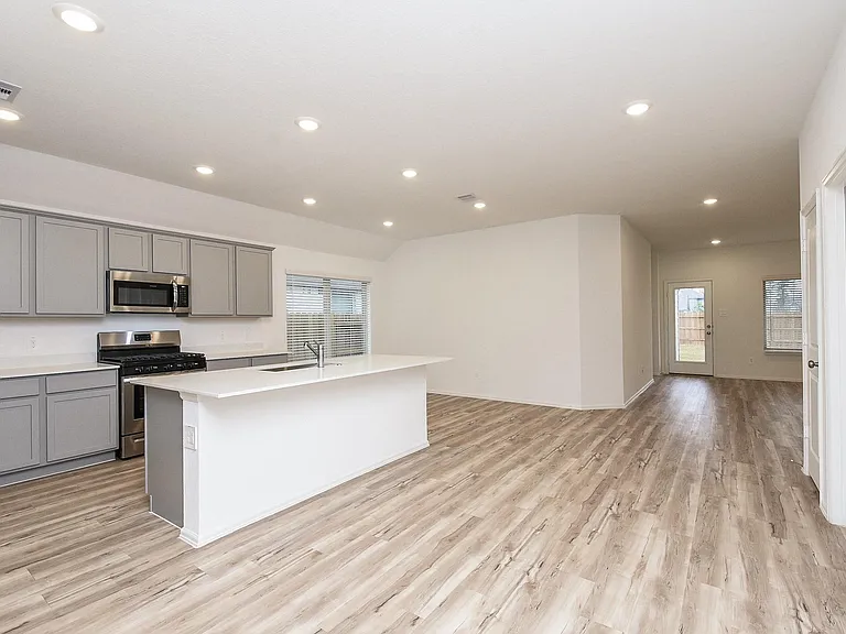 3113 Catalonion Ct — Photo 8