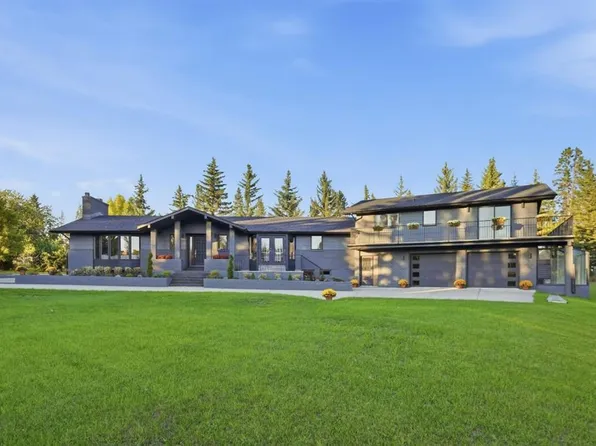 1008 W Shawnee Dr SW, Calgary, AB T2Y 2T9