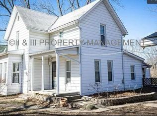 418 W Locust St, Mound City, KS 66056
