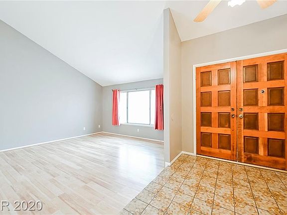 5th image of 1912 Cedarview Cir
