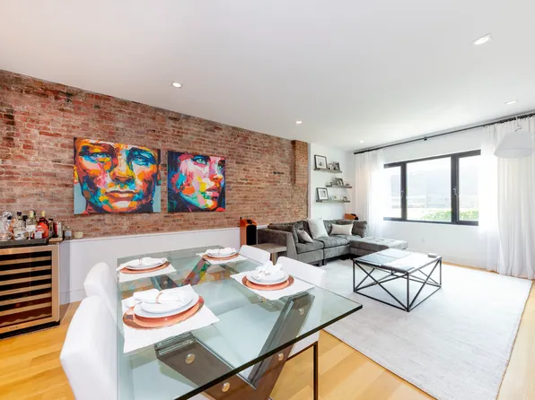 172 N 10th St APT 2C, Brooklyn, NY 11211