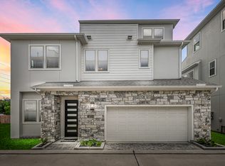 3253 Royal Oaks Hollow Ln, Houston, TX 77082
